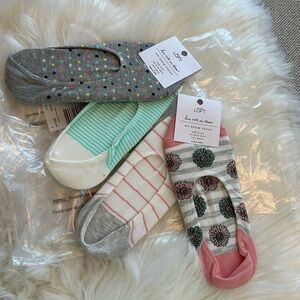 Ann Taylor Loft 4 pairs NO-show socks O/S